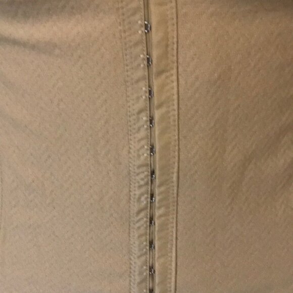 Waist clincher from Heavenly Shapewear - Picture 5 of 7